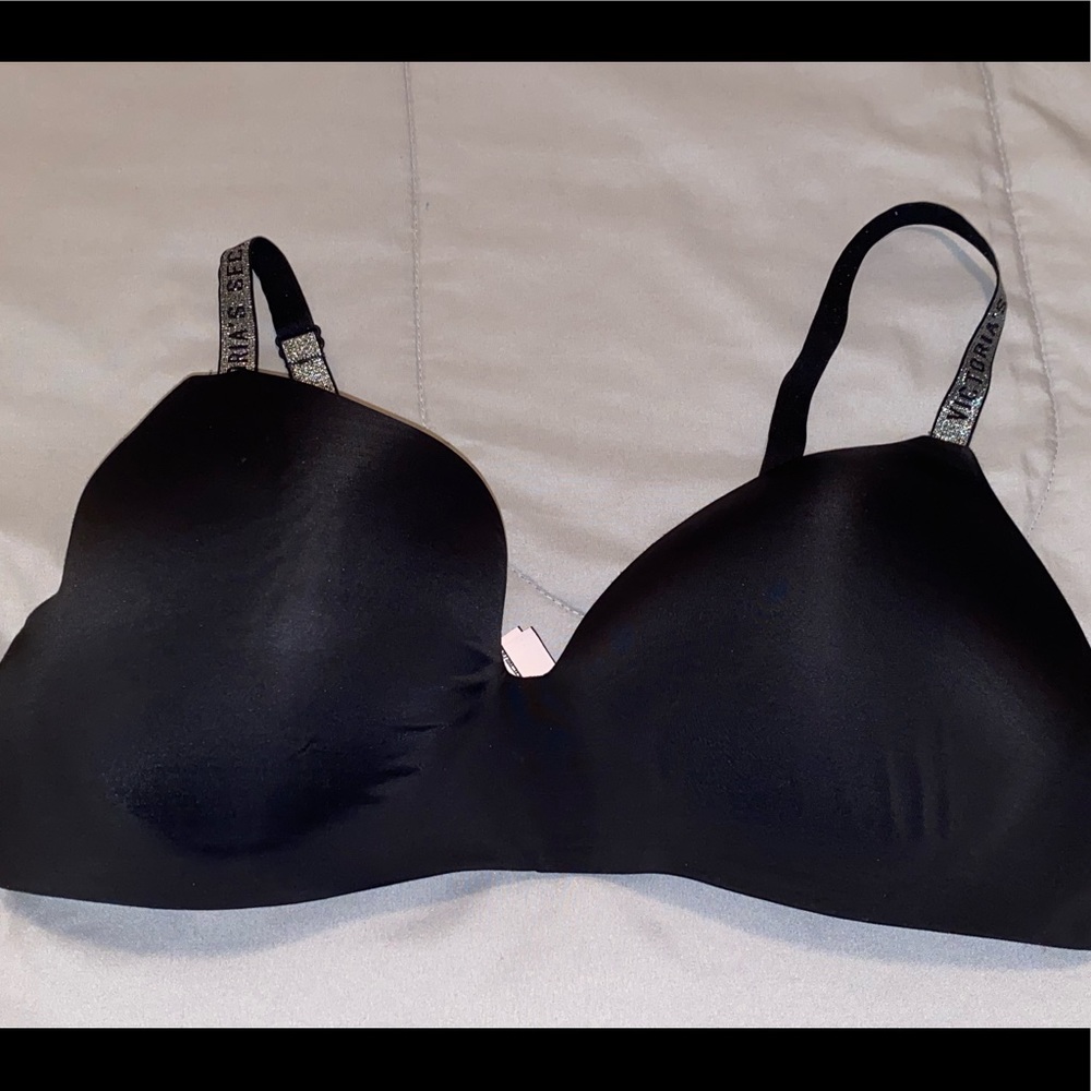 Victoria’s Secret Wireless Bra (40D)